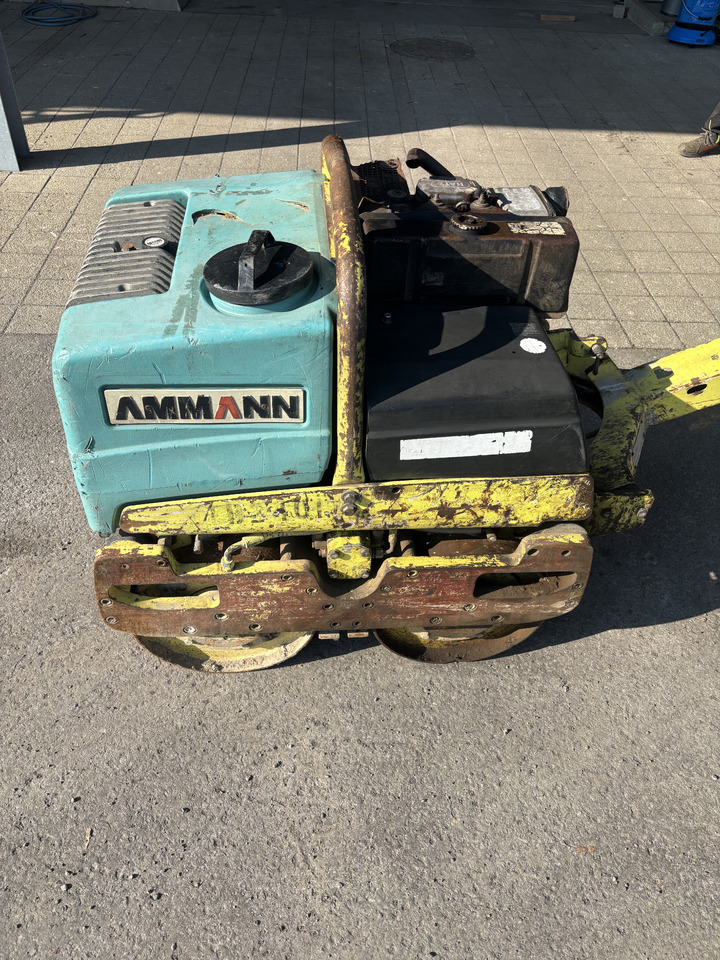 Ammann AR 65 - Каток тротуарный: фото 1 Ammann AR 65 - Каток тротуарный: фото 1