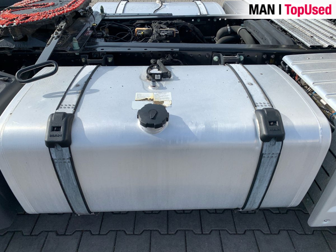 MAN TGX 18.470 4x2 LL SA Euro6 Retarder Klima ZV - Тягач: фото 5 MAN TGX 18.470 4x2 LL SA Euro6 Retarder Klima ZV - Тягач: фото 5