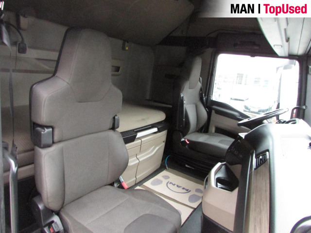MAN TGX 18.470 4x2 LL VARIABLE 5TH WHEEL - Тягач: фото 4 MAN TGX 18.470 4x2 LL VARIABLE 5TH WHEEL - Тягач: фото 4