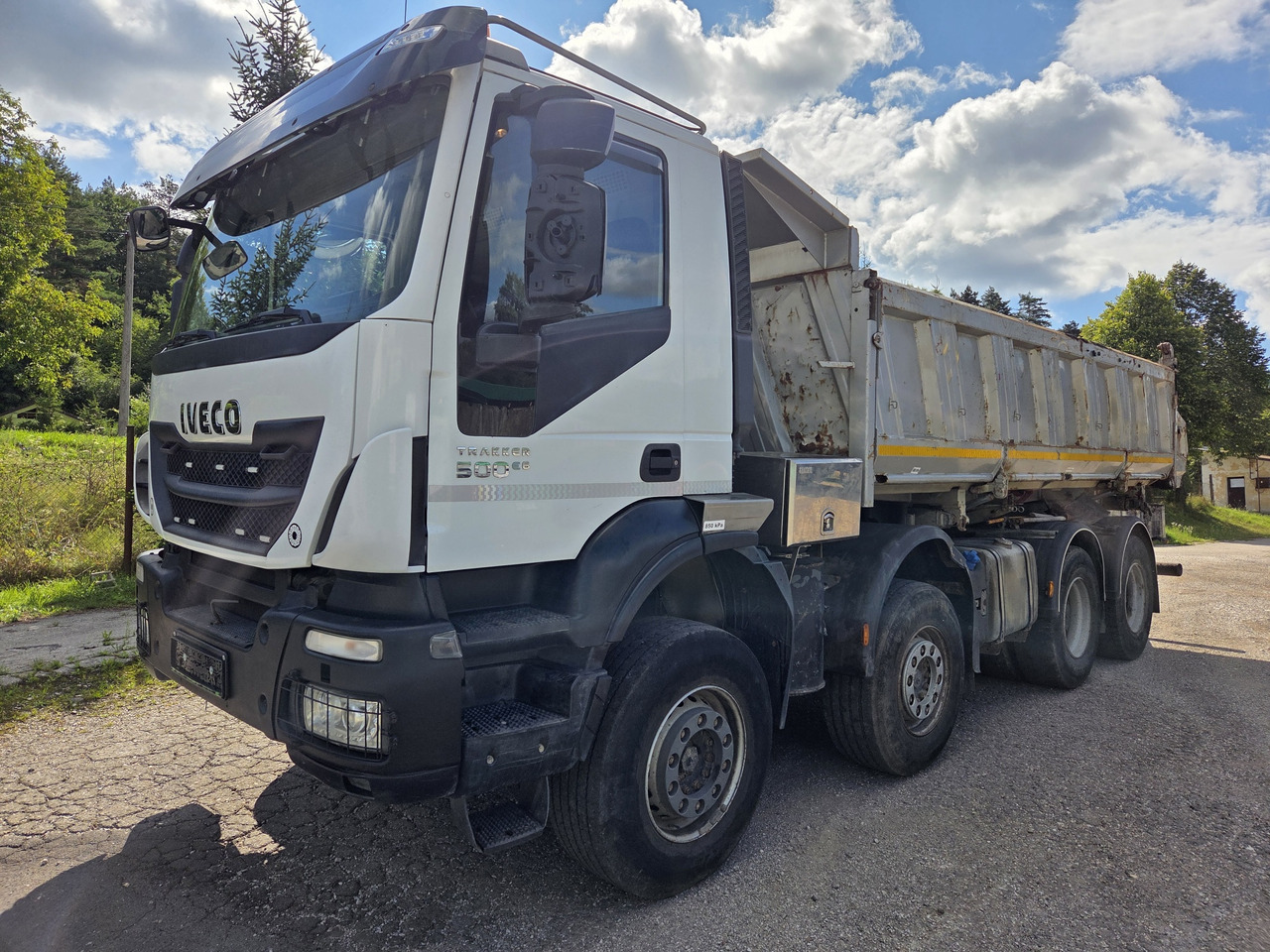 IVECO TRAKKER 500 8x4 EURO6 Bordmatik - Самосвал: фото 1 IVECO TRAKKER 500 8x4 EURO6 Bordmatik - Самосвал: фото 1