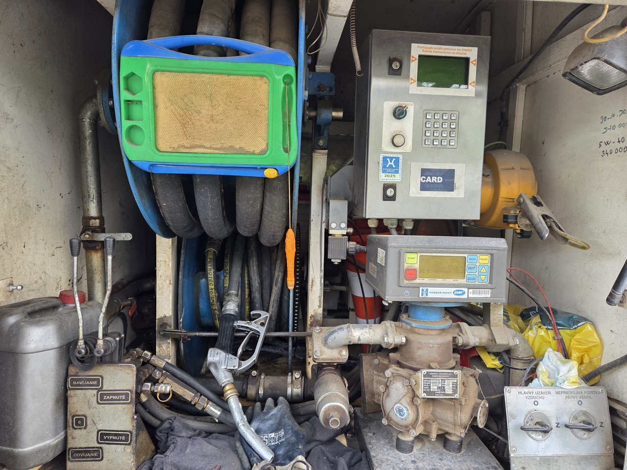 Грузовик-цистерна для транспортировки топлива RENAULT MIDLUM 180.10 diesel tanker + dispensing + print: фото 13 Грузовик-цистерна для транспортировки топлива RENAULT MIDLUM 180.10 diesel tanker + dispensing + print: фото 13