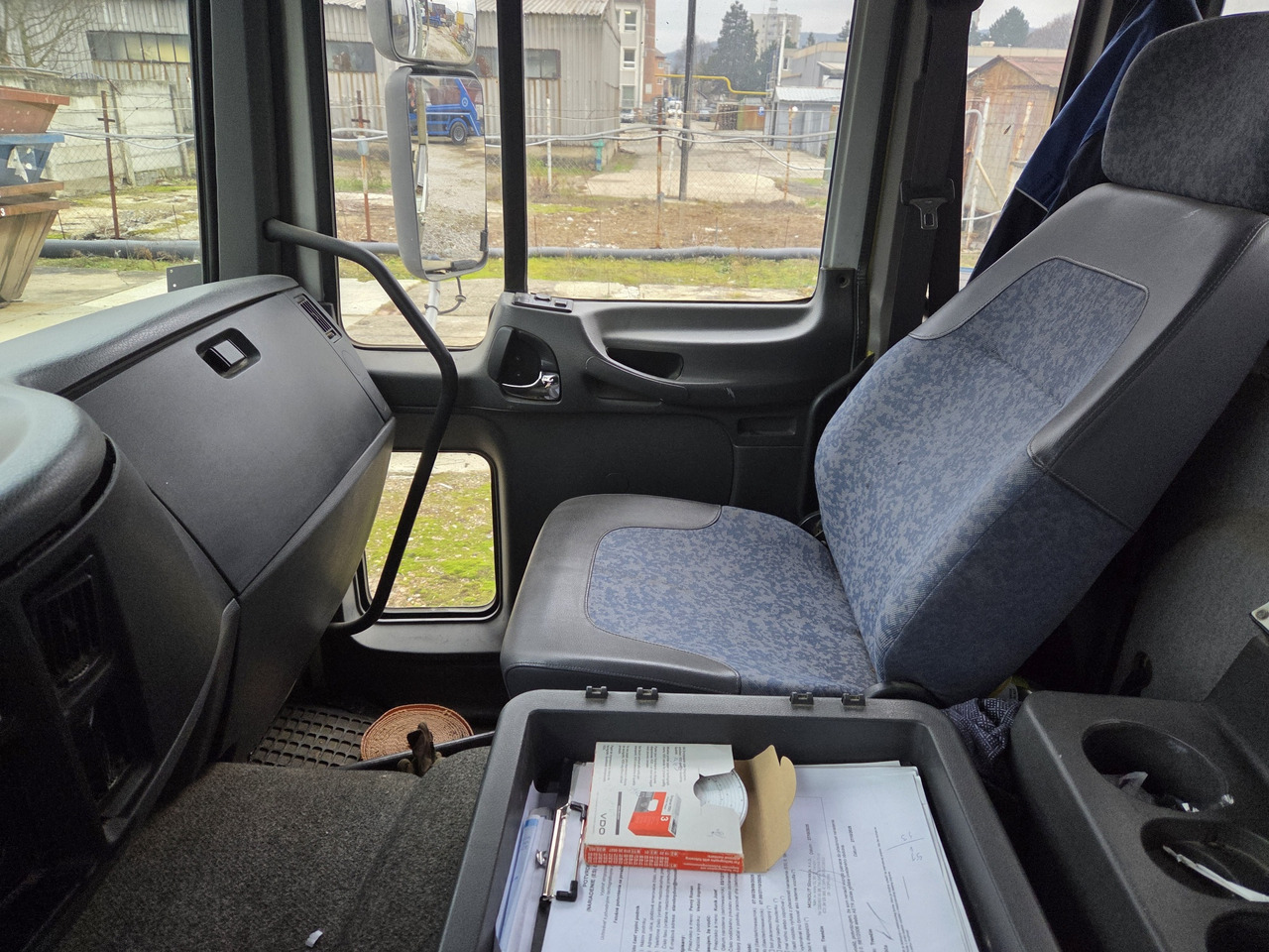 Портальный бункеровоз VOLVO FL6 - 250 chain container system telescop: фото 9