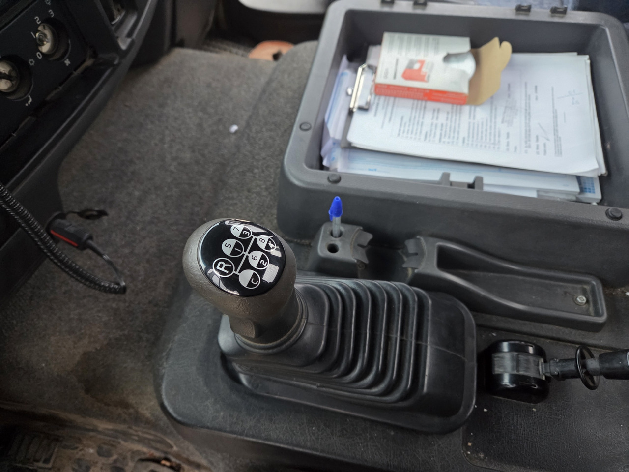 Портальный бункеровоз VOLVO FL6 - 250 chain container system telescop: фото 8