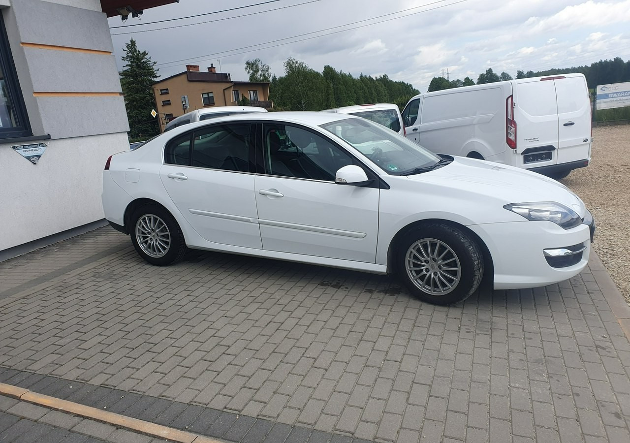 Renault Laguna III niski przebieg * zadbana *ładny stan* - Хэтчбек: фото 4 Renault Laguna III niski przebieg * zadbana *ładny stan* - Хэтчбек: фото 4
