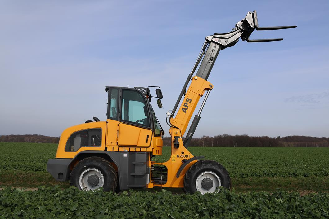 APS 2500 / T - Телескопический фронтальный погрузчик: фото 2 APS 2500 / T - Телескопический фронтальный погрузчик: фото 2