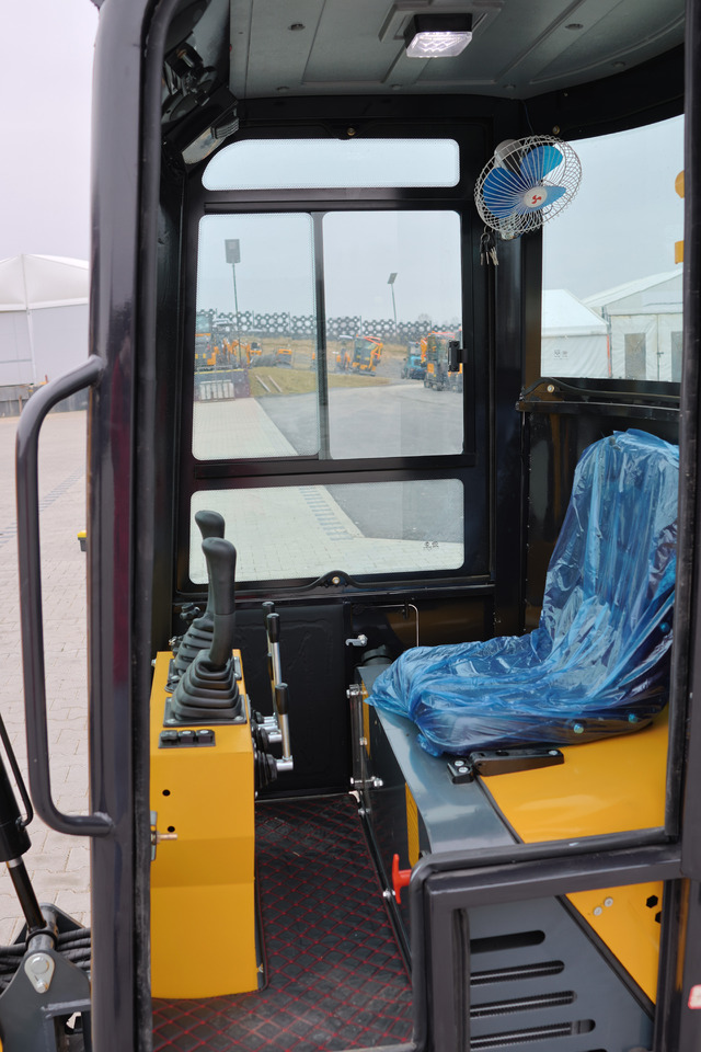 APS OKW12 - Мини-экскаватор: фото 3 APS OKW12 - Мини-экскаватор: фото 3