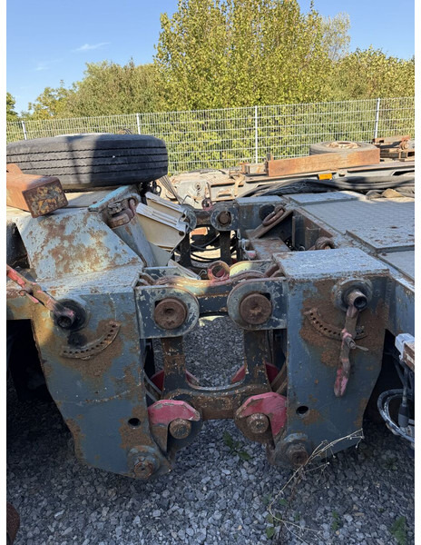 Liebherr 80km/h axeles 32K 35K 42K 50K 63K 71K 81K - Башенный кран: фото 2 Liebherr 80km/h axeles 32K 35K 42K 50K 63K 71K 81K - Башенный кран: фото 2