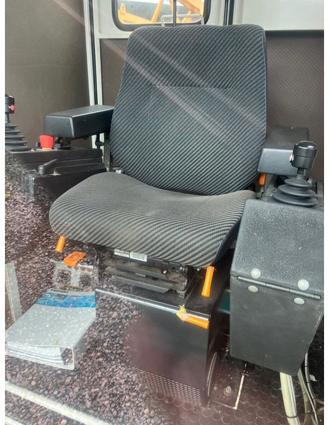 Liebherr 85EC-B 2012yom - Башенный кран: фото 4 Liebherr 85EC-B 2012yom - Башенный кран: фото 4