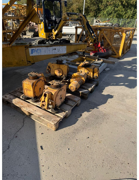 Liebherr driven boogies - 35/50/63K - Быстромонтируемый башенный кран: фото 1 Liebherr driven boogies - 35/50/63K - Быстромонтируемый башенный кран: фото 1