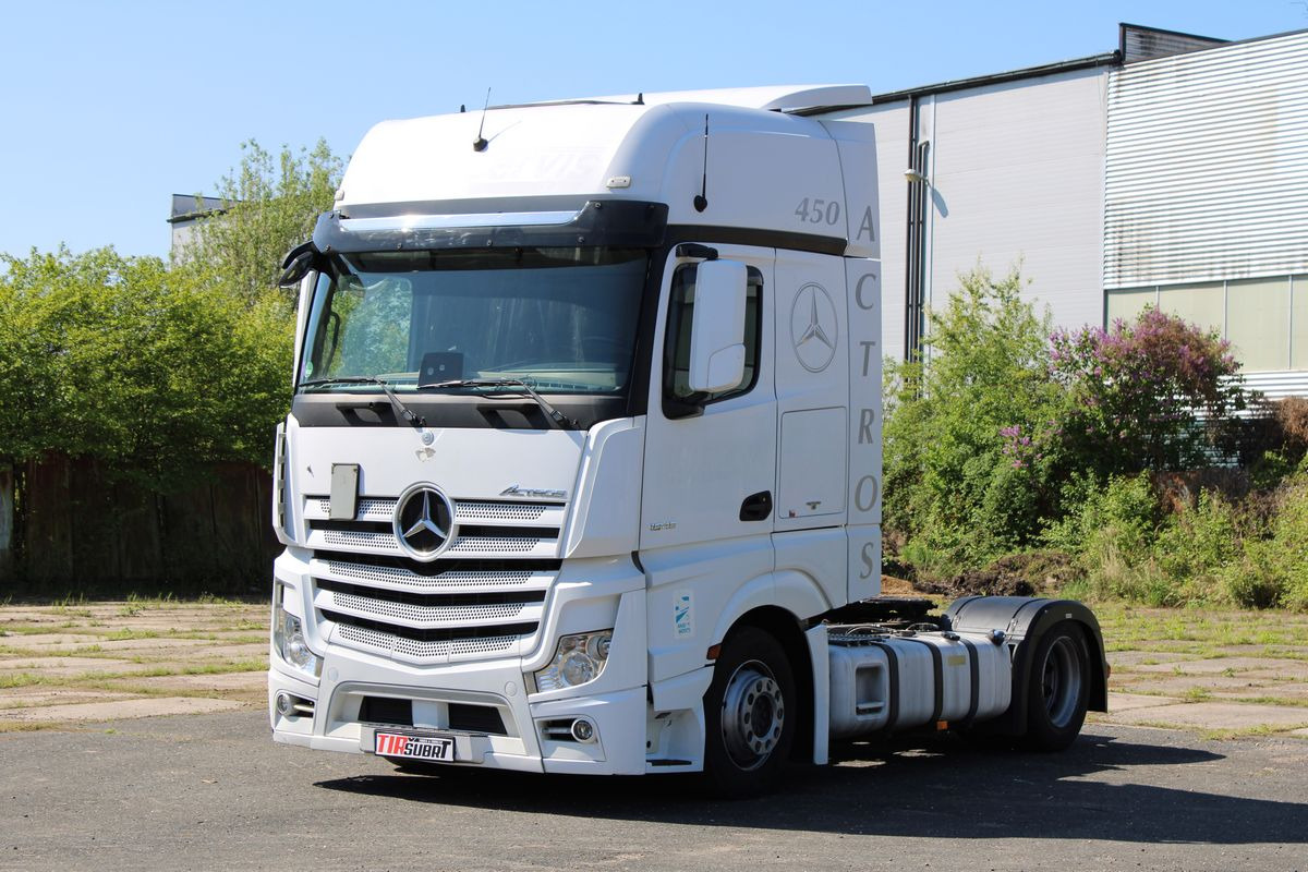 Mercedes-Benz Actros 1845 - Тягач: фото 2 Mercedes-Benz Actros 1845 - Тягач: фото 2