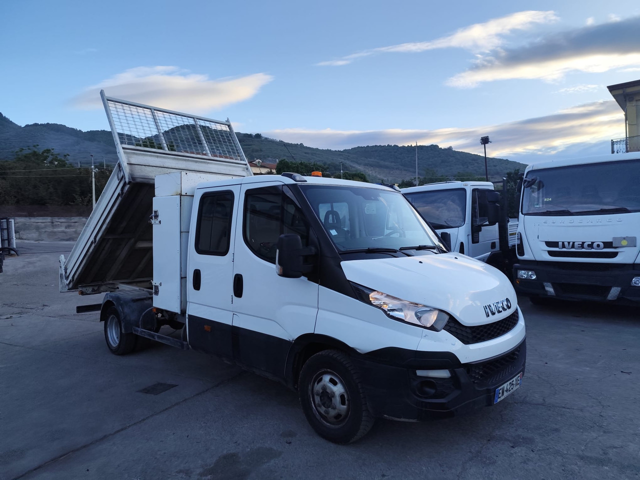 Малотоннажный самосвал IVECO DAILY 35-140: фото 8