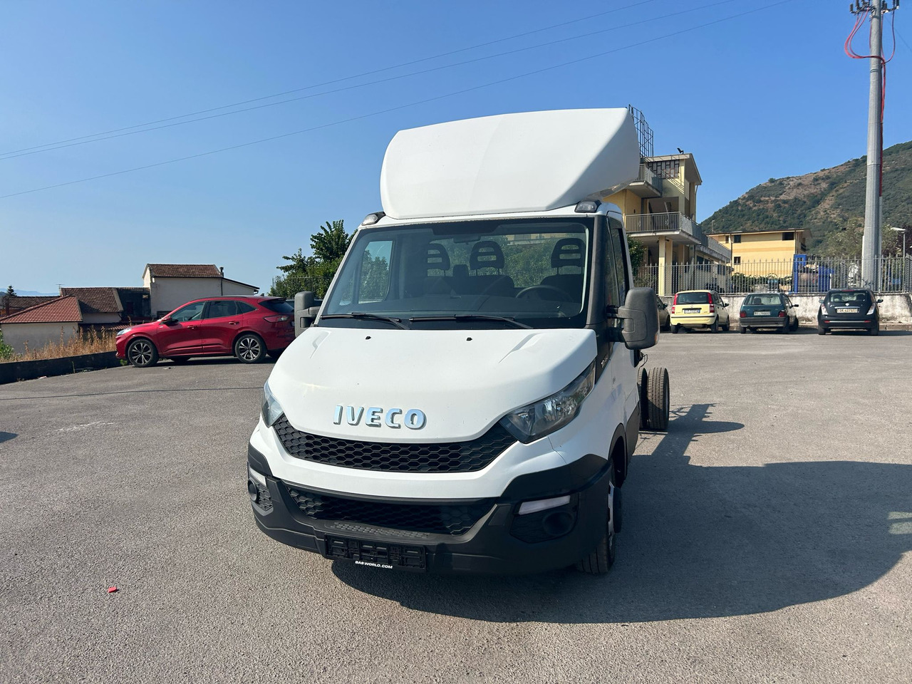 IVECO DAILY 35C15 - Автоманипулятор, Малотоннажный самосвал: фото 4 IVECO DAILY 35C15 - Автоманипулятор, Малотоннажный самосвал: фото 4