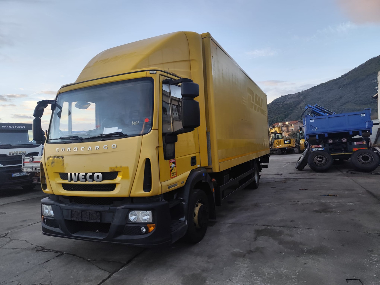 IVECO EUROCARGO 120E28P - Грузовик-шасси: фото 3 IVECO EUROCARGO 120E28P - Грузовик-шасси: фото 3