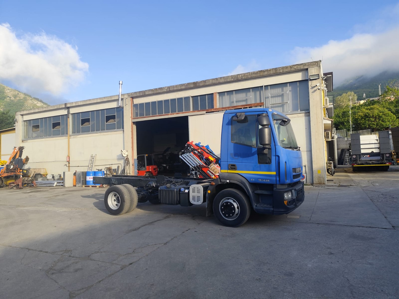 IVECO EUROCARGO 150E25 - Самосвал: фото 5 IVECO EUROCARGO 150E25 - Самосвал: фото 5