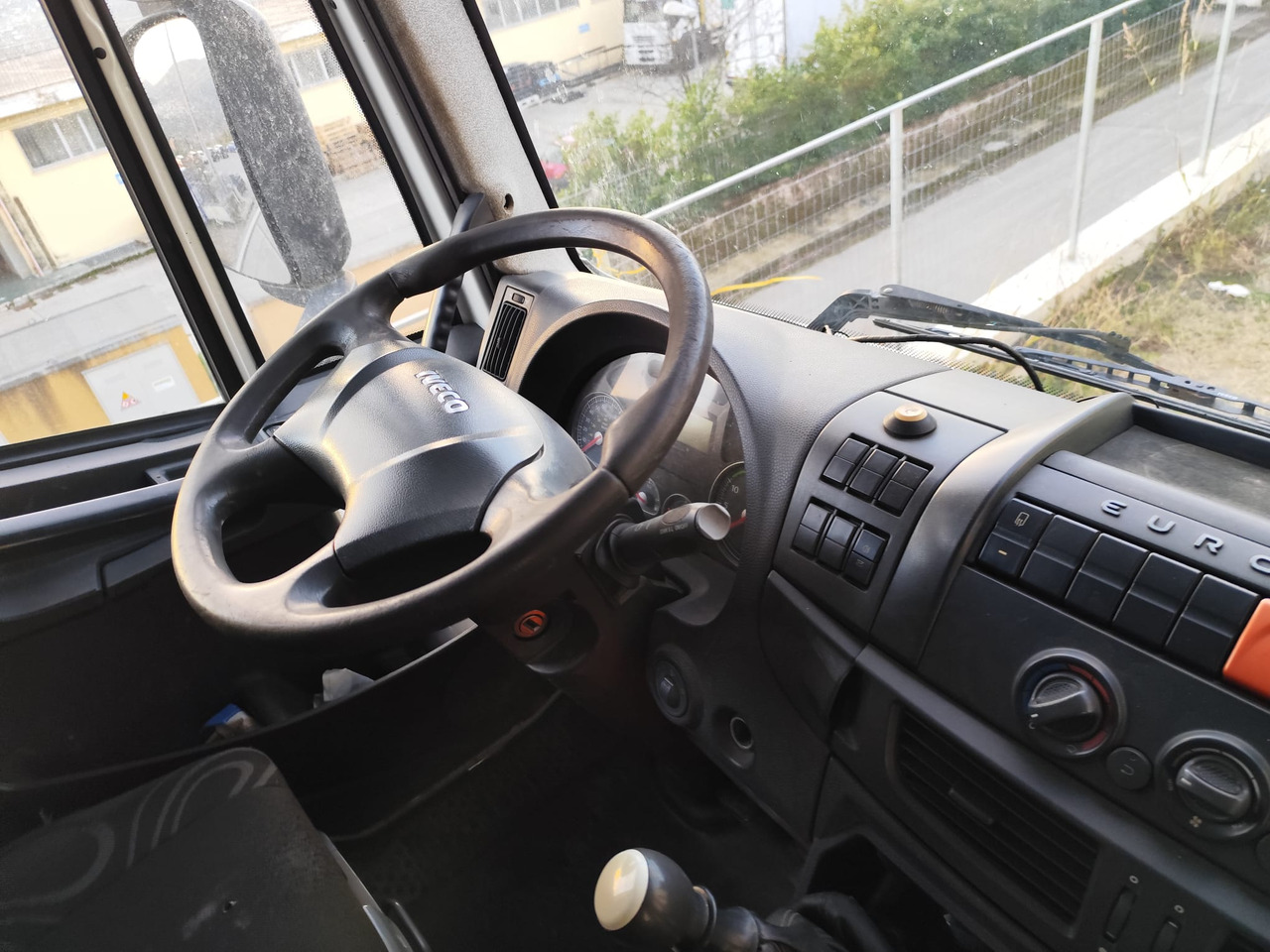 Автоманипулятор, Автоманипулятор IVECO EUROCARGO 180E25: фото 7 Автоманипулятор, Автоманипулятор IVECO EUROCARGO 180E25: фото 7