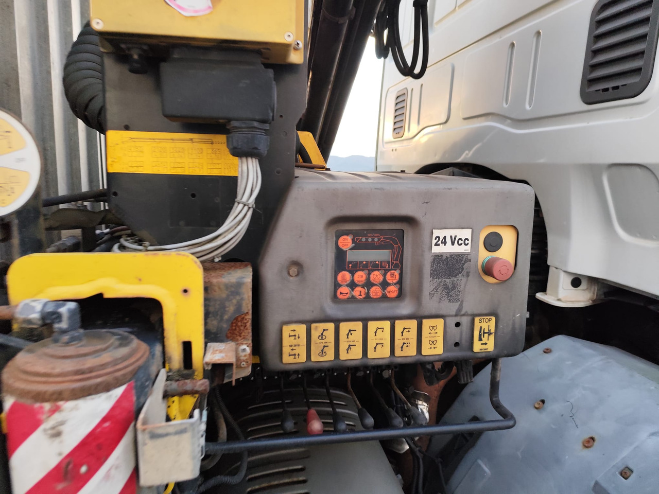 Автоманипулятор, Автоманипулятор IVECO EUROCARGO 180E25: фото 10 Автоманипулятор, Автоманипулятор IVECO EUROCARGO 180E25: фото 10