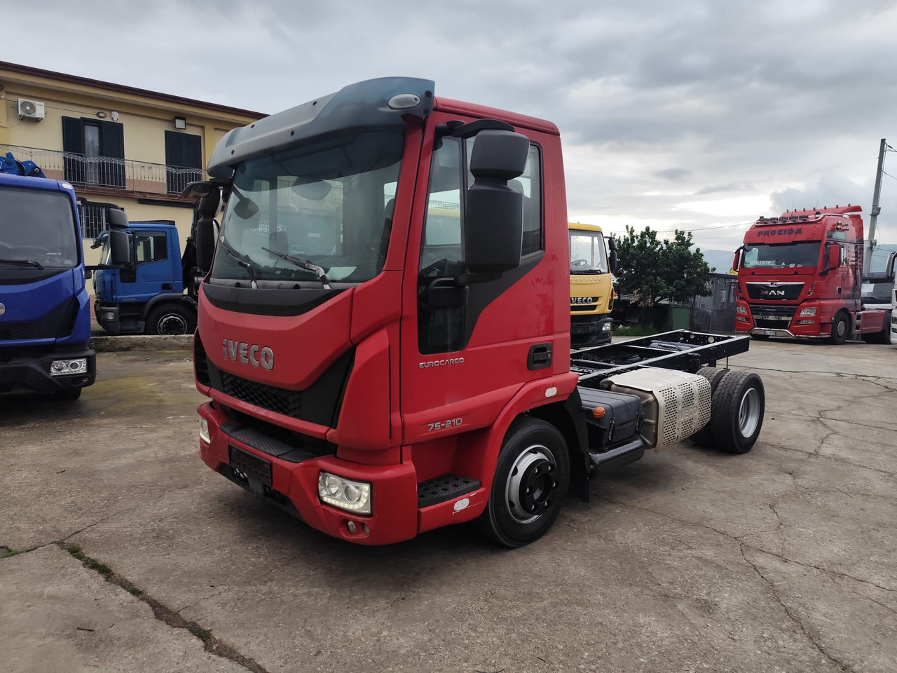 IVECO EUROCARGO 75-210 лизинг IVECO EUROCARGO 75-210: фото 40