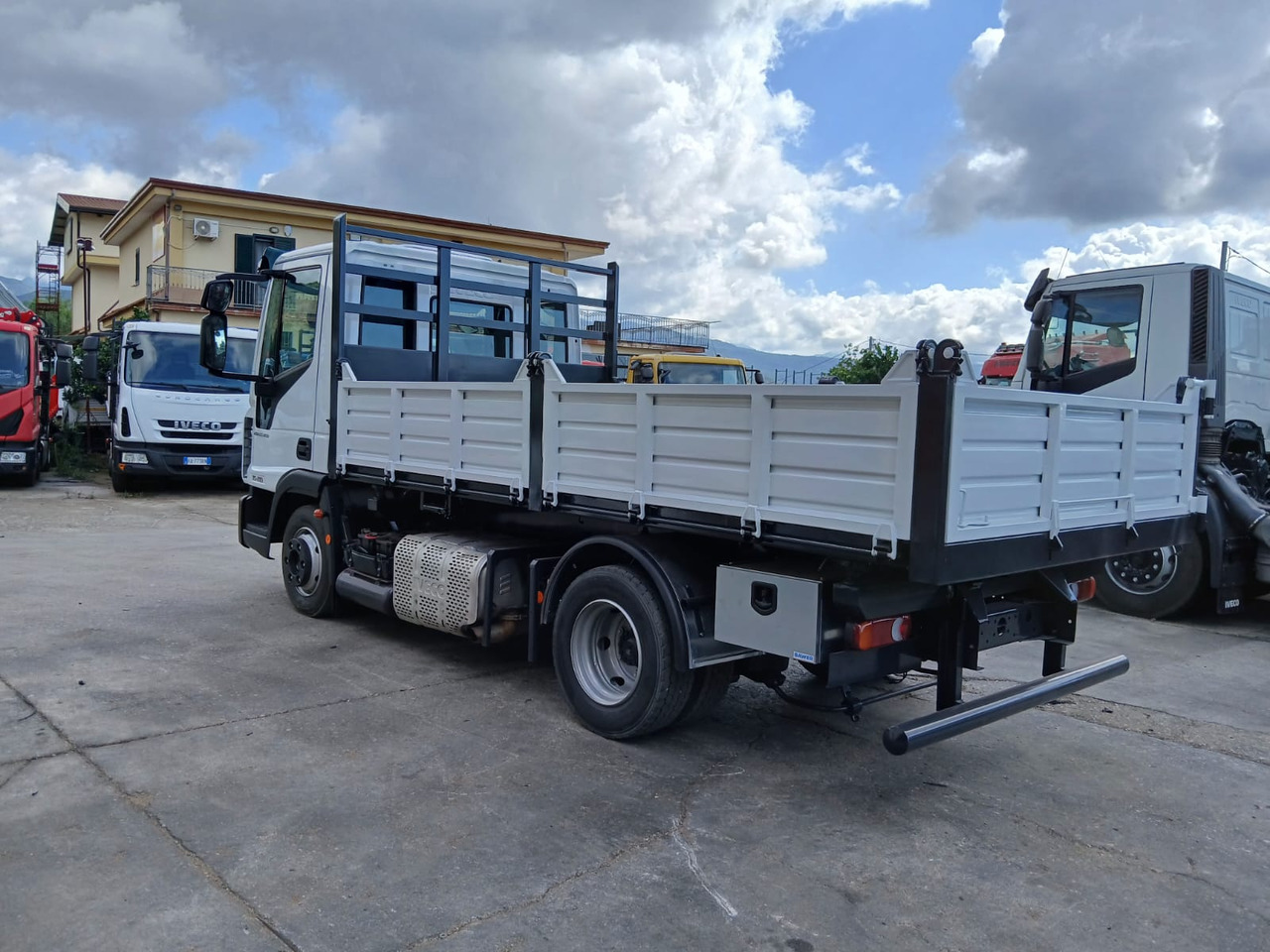 Самосвал IVECO EUROCARGO 75-210: фото 12