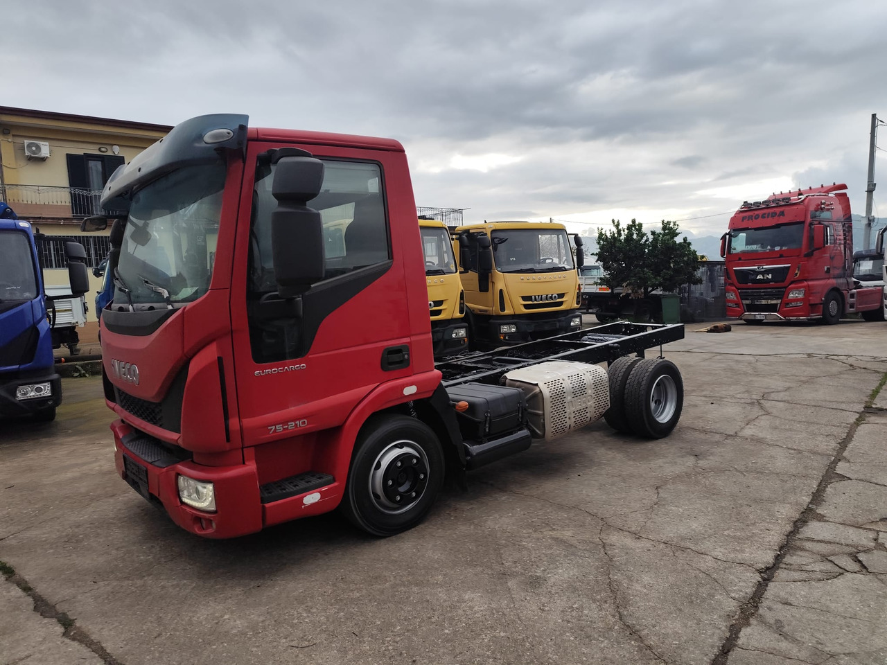 IVECO EUROCARGO 75-210 лизинг IVECO EUROCARGO 75-210: фото 42