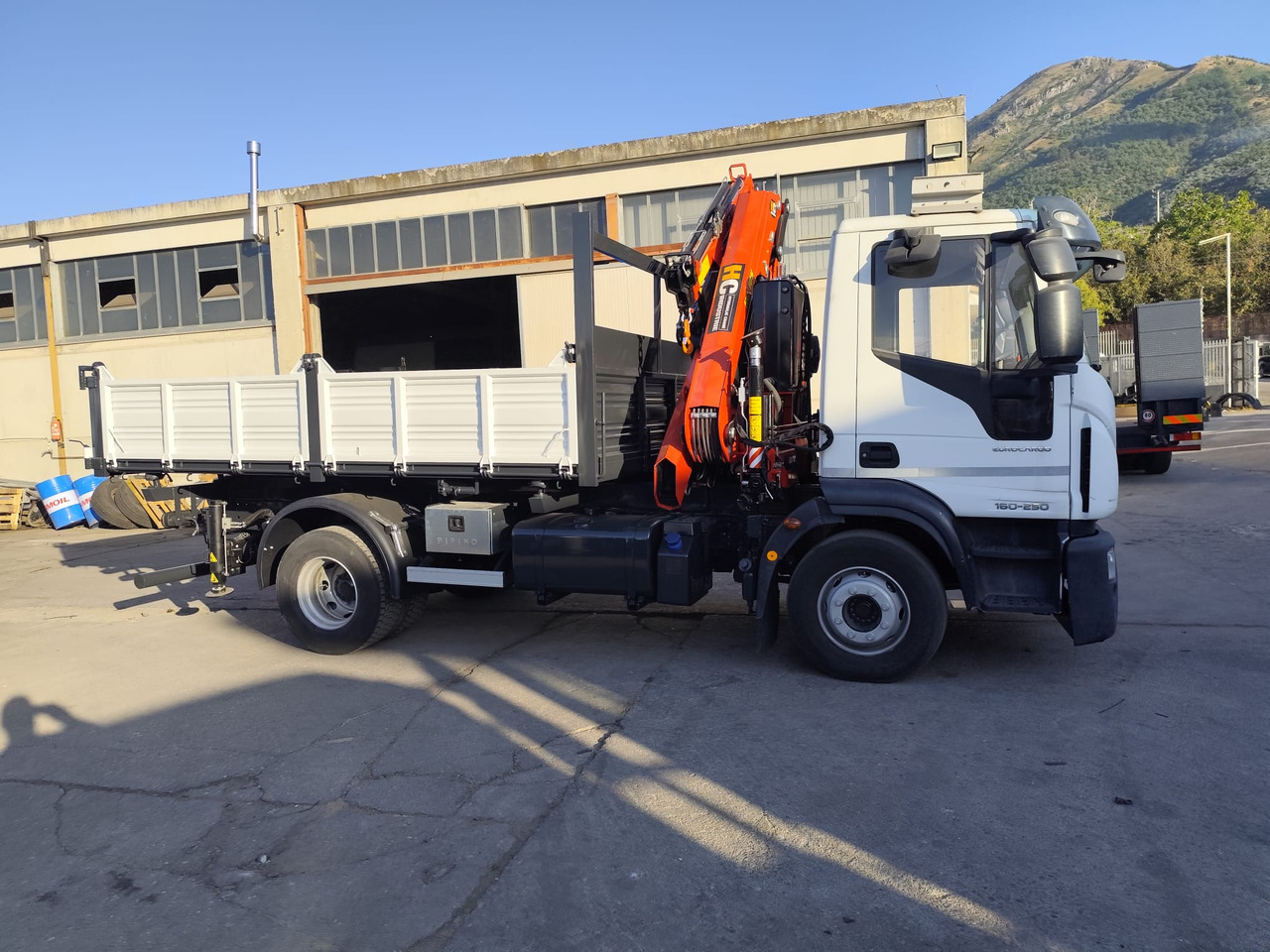 Грузовик-шасси IVECO EUROCARGO 80-190: фото 45