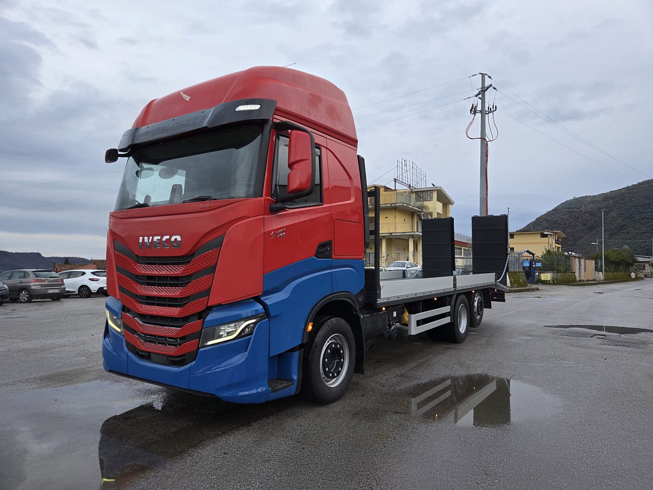 IVECO S-WAY AS260S48 Y - Грузовик бортовой/ Платформа: фото 1 IVECO S-WAY AS260S48 Y - Грузовик бортовой/ Платформа: фото 1