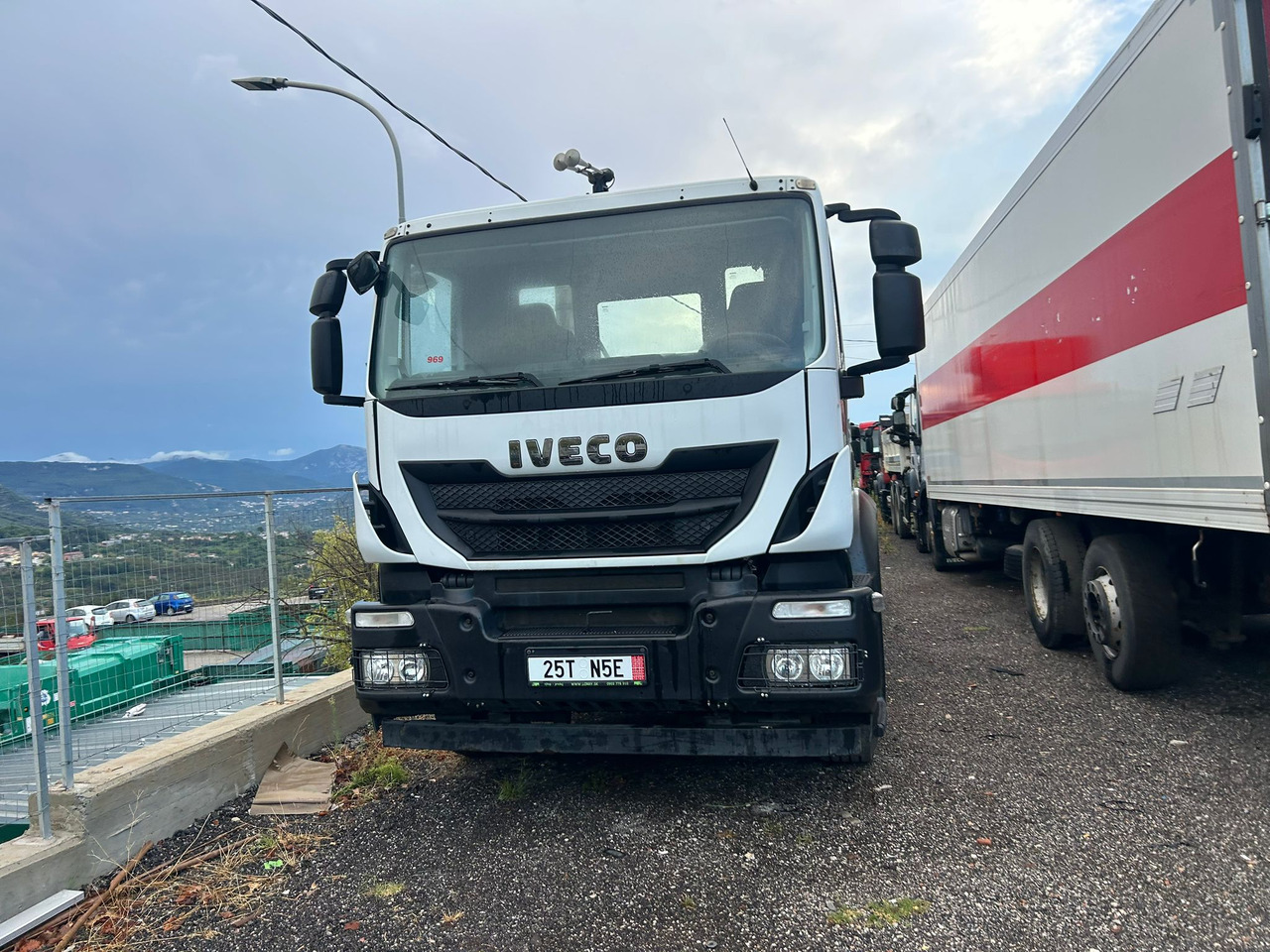 IVECO STRALIS 190S31 - Грузовик-шасси: фото 1 IVECO STRALIS 190S31 - Грузовик-шасси: фото 1