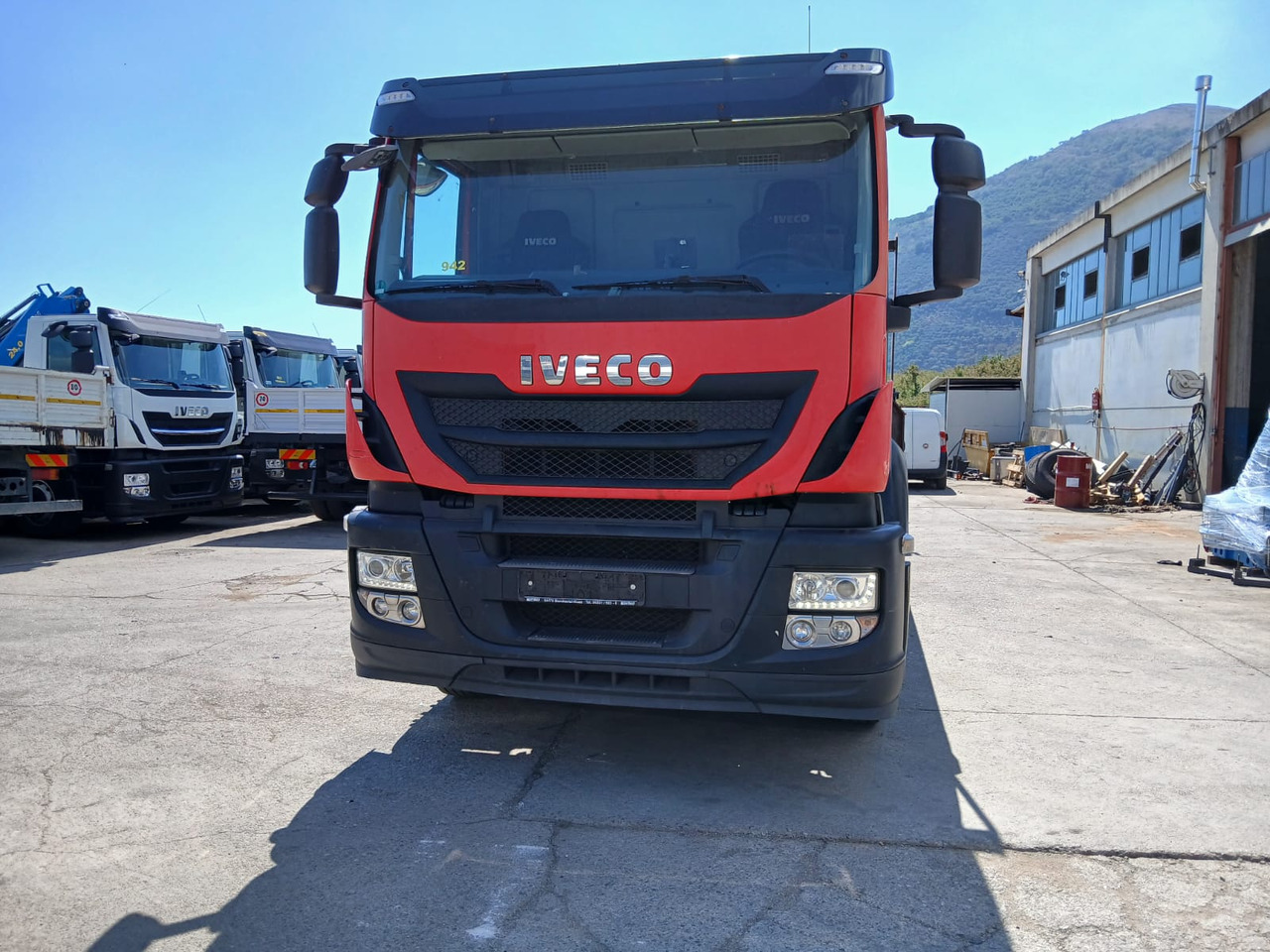 IVECO STRALIS 260S40 - Грузовик бортовой/ Платформа: фото 5 IVECO STRALIS 260S40 - Грузовик бортовой/ Платформа: фото 5
