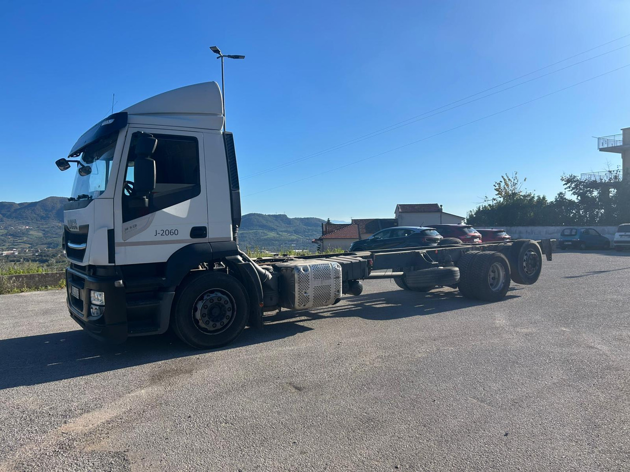 IVECO STRALIS AD 260S31 XP - Грузовик-шасси: фото 2 IVECO STRALIS AD 260S31 XP - Грузовик-шасси: фото 2
