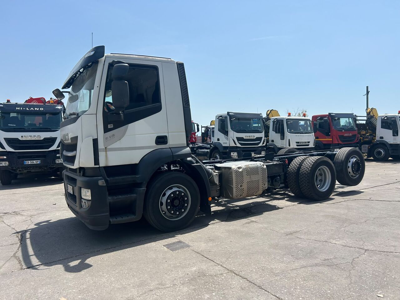 IVECO STRALIS AD 260S31 XP - Грузовик-шасси: фото 5 IVECO STRALIS AD 260S31 XP - Грузовик-шасси: фото 5