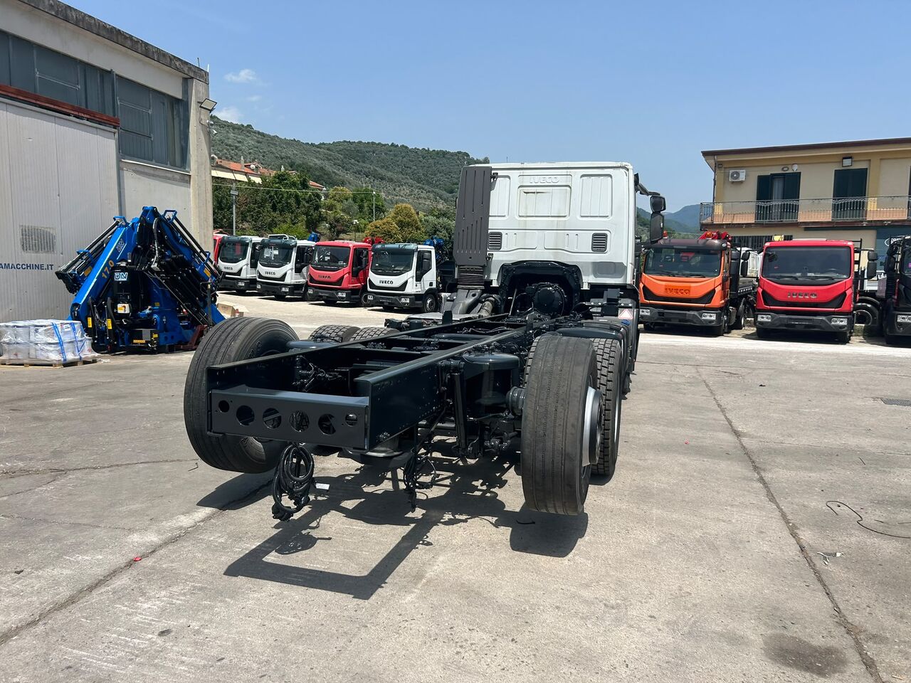 IVECO STRALIS AD 260S31 XP - Грузовик-шасси: фото 4 IVECO STRALIS AD 260S31 XP - Грузовик-шасси: фото 4