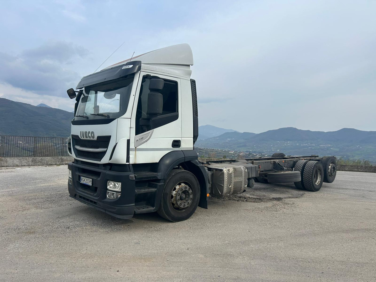 IVECO STRALIS AD 260S31 XP - Грузовик-шасси: фото 5 IVECO STRALIS AD 260S31 XP - Грузовик-шасси: фото 5