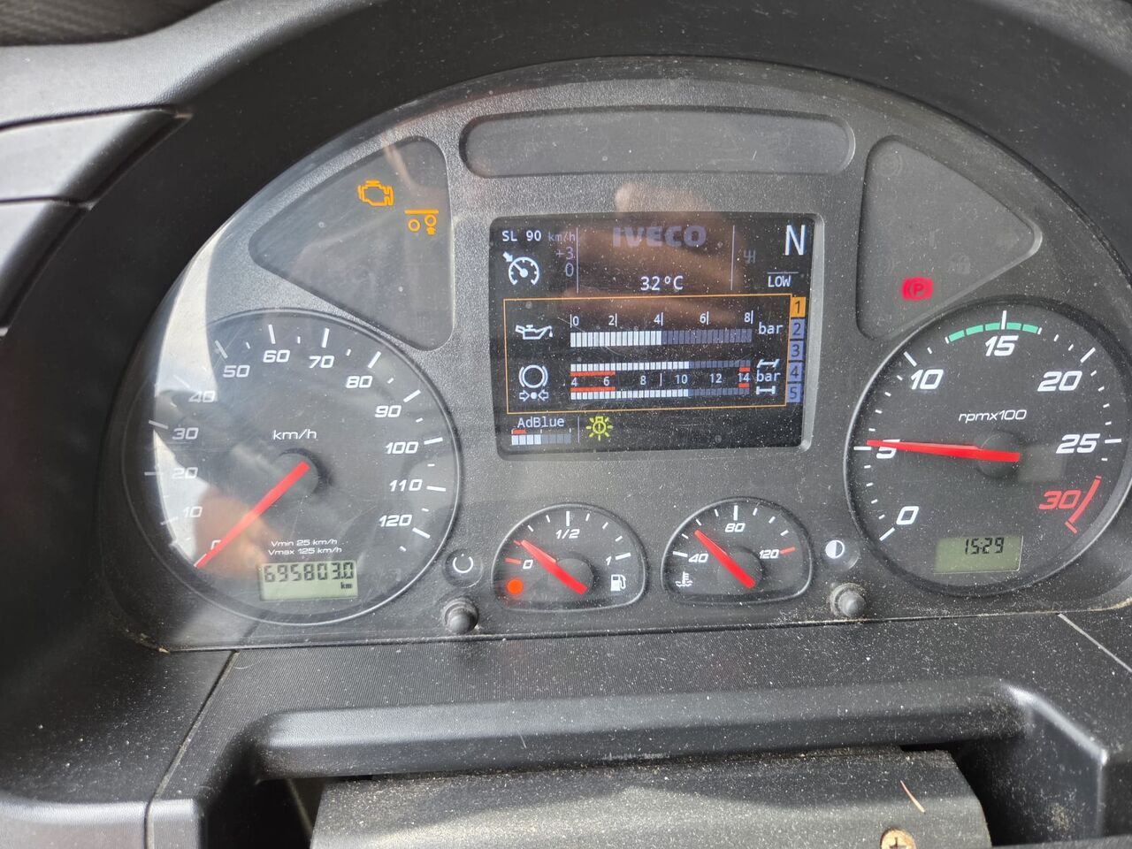 IVECO STRALIS AD 260S31 XP - Грузовик-шасси: фото 2 IVECO STRALIS AD 260S31 XP - Грузовик-шасси: фото 2