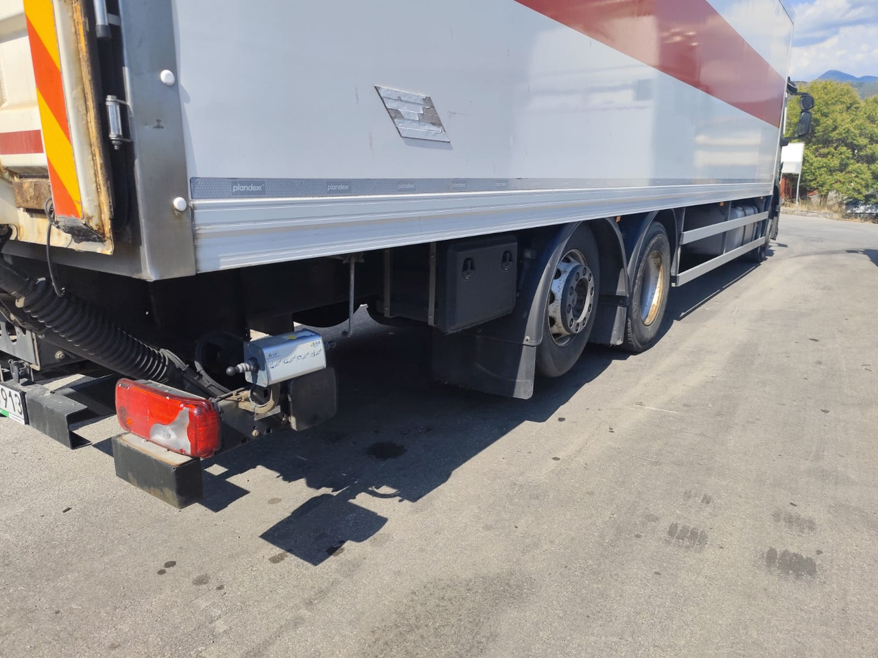 IVECO STRALIS AD 260S31 XP - Грузовик с закрытым кузовом: фото 3 IVECO STRALIS AD 260S31 XP - Грузовик с закрытым кузовом: фото 3