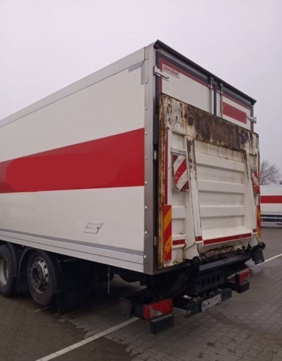 IVECO STRALIS AD 260S31 XP - Грузовик с закрытым кузовом: фото 3 IVECO STRALIS AD 260S31 XP - Грузовик с закрытым кузовом: фото 3