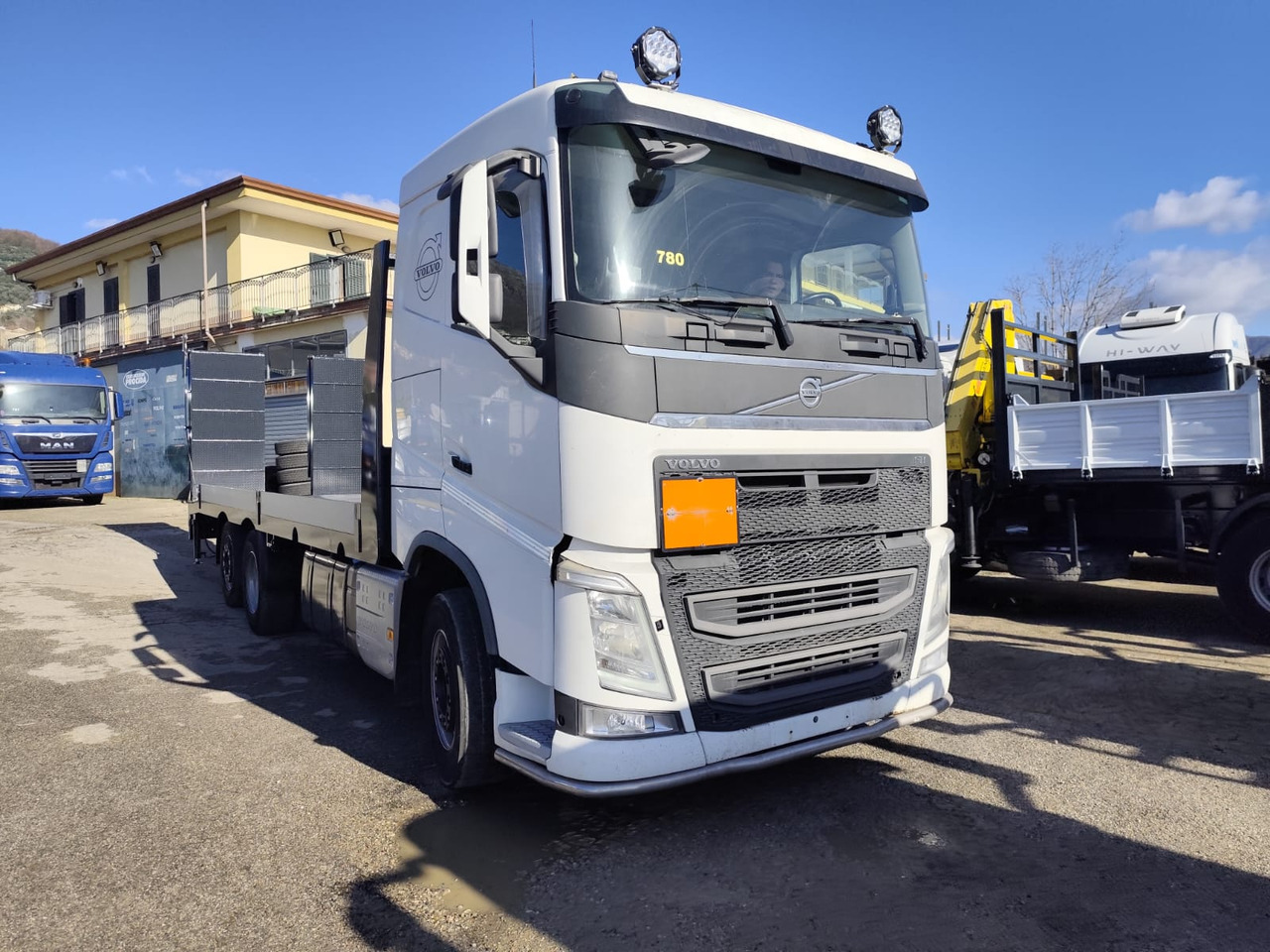 VOLVO FH 13.540 - Грузовик бортовой/ Платформа: фото 1 VOLVO FH 13.540 - Грузовик бортовой/ Платформа: фото 1