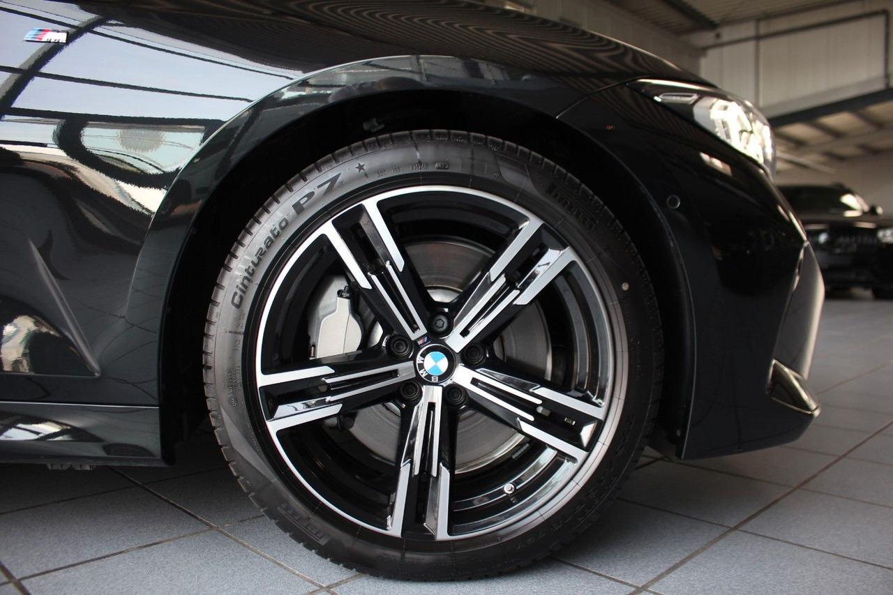 Универсал BMW 330 d Touring xDrive M Sport Panorama ACC HuD: фото 19