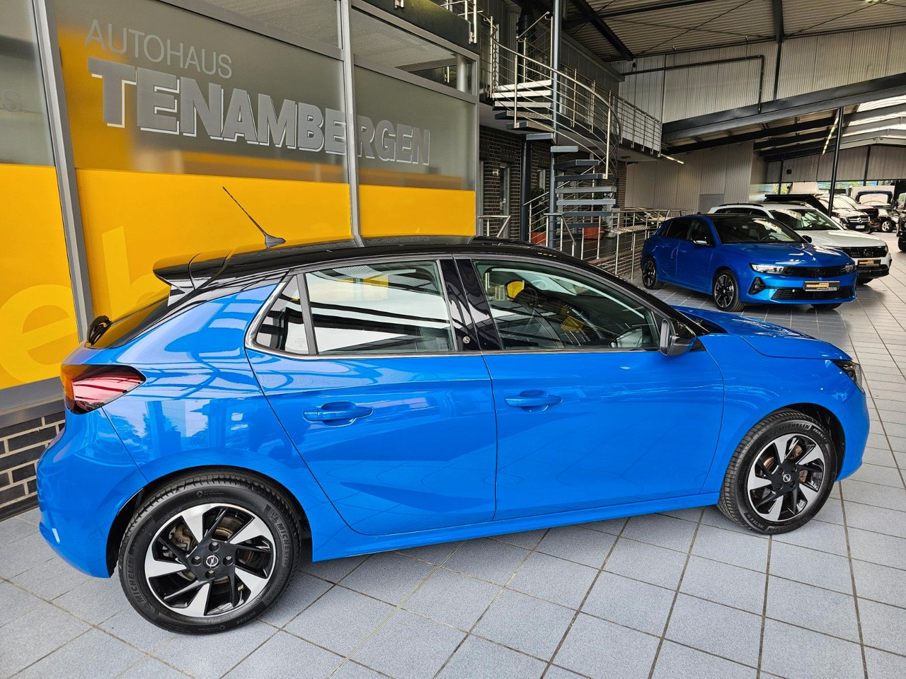 Opel Corsa F Elegance Sommer+Winterreifen +Wärmepumpe - Легковой автомобиль: фото 2 Opel Corsa F Elegance Sommer+Winterreifen +Wärmepumpe - Легковой автомобиль: фото 2