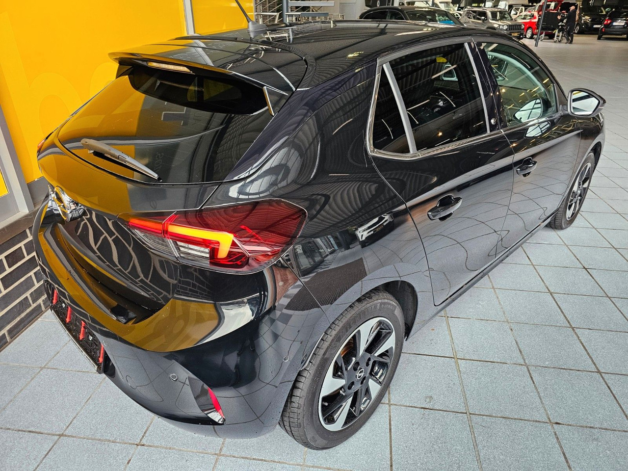 Opel Corsa F e Elegance 11kw Charger SHZ - Легковой автомобиль: фото 4 Opel Corsa F e Elegance 11kw Charger SHZ - Легковой автомобиль: фото 4