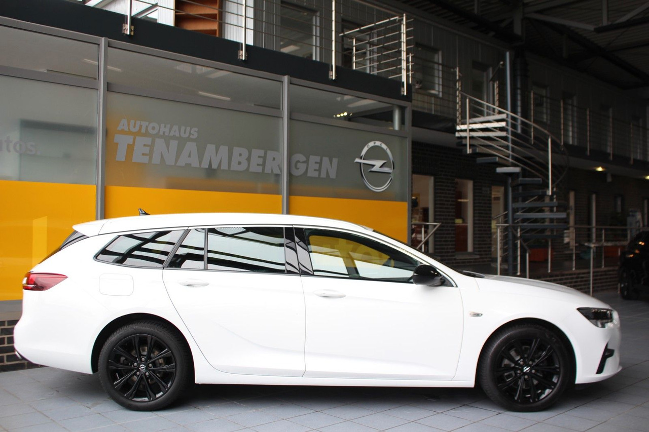 Opel Insignia B ST 4x4 Leder Massage Bose Matrix AHK - Универсал: фото 3 Opel Insignia B ST 4x4 Leder Massage Bose Matrix AHK - Универсал: фото 3