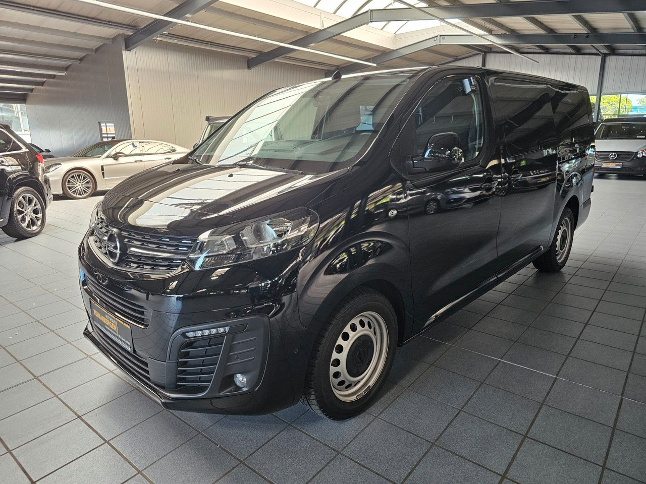 Opel Vivaro Kasten FlexSpace L DoKa Navi CarPlay DAB - Легковой фургон, Грузопассажирский фургон: фото 1 Opel Vivaro Kasten FlexSpace L DoKa Navi CarPlay DAB - Легковой фургон, Грузопассажирский фургон: фото 1