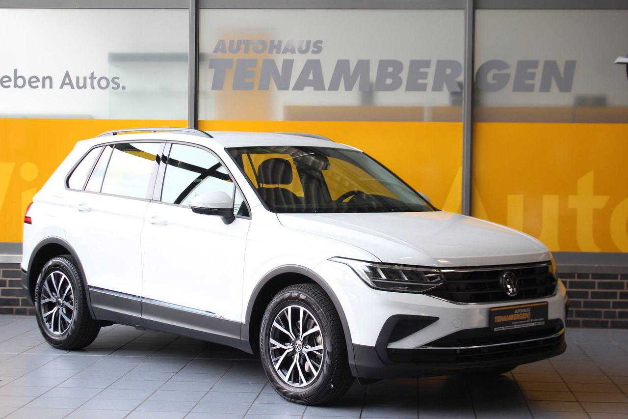 Volkswagen Tiguan Life DSG LED Kamera Navi AHK ACC - Внедорожник: фото 1 Volkswagen Tiguan Life DSG LED Kamera Navi AHK ACC - Внедорожник: фото 1