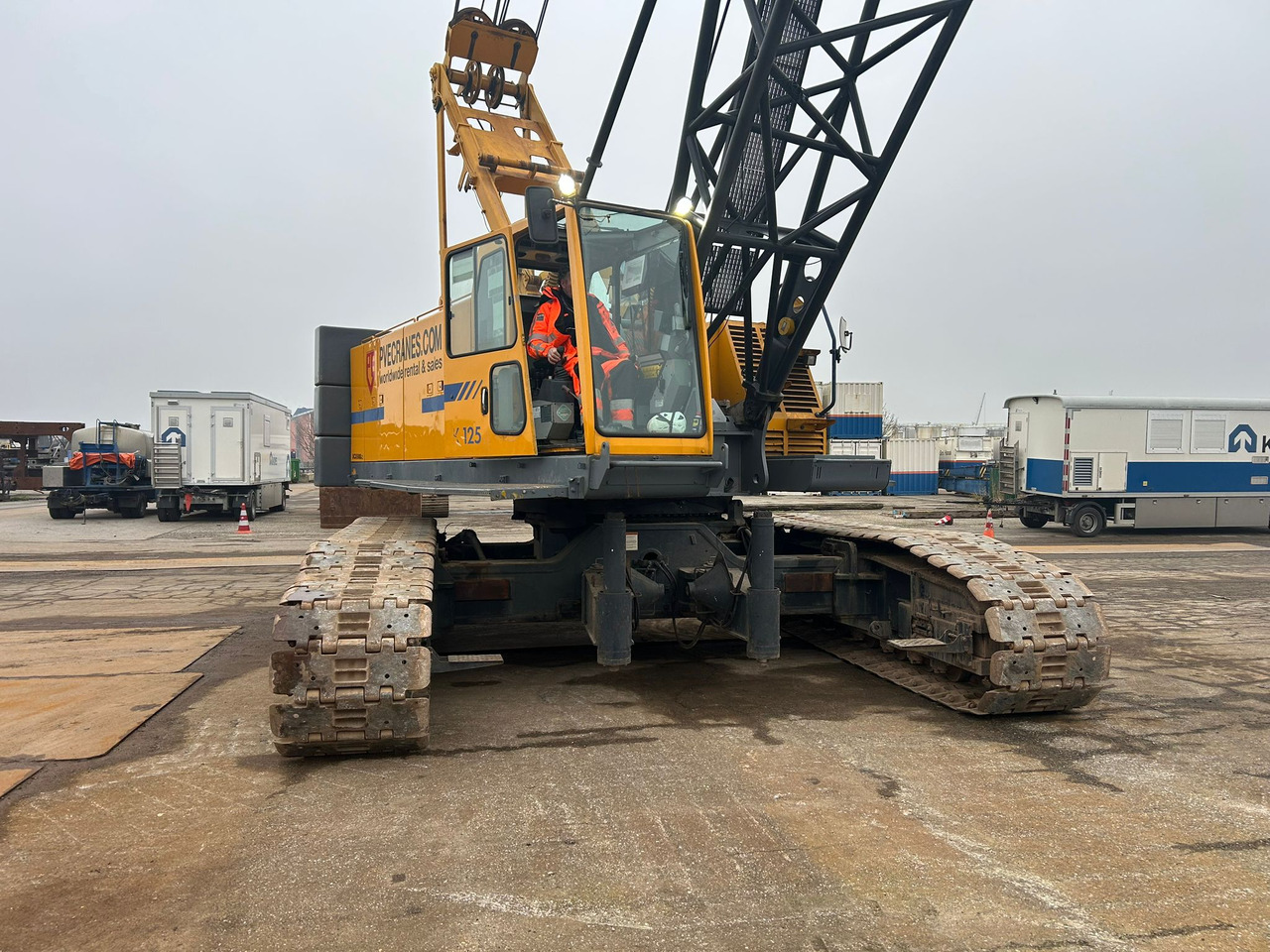 HITACHI SCX900-2 - Гусеничный кран: фото 1 HITACHI SCX900-2 - Гусеничный кран: фото 1