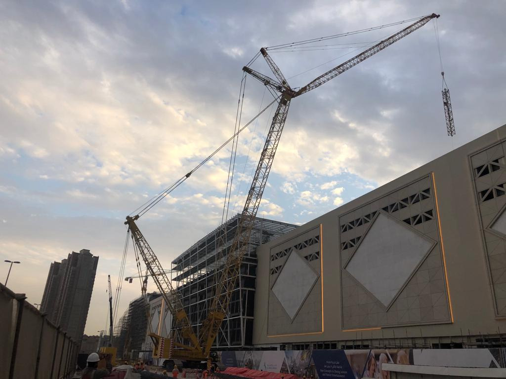 KOBELCO SL6000 - Гусеничный кран: фото 4 KOBELCO SL6000 - Гусеничный кран: фото 4