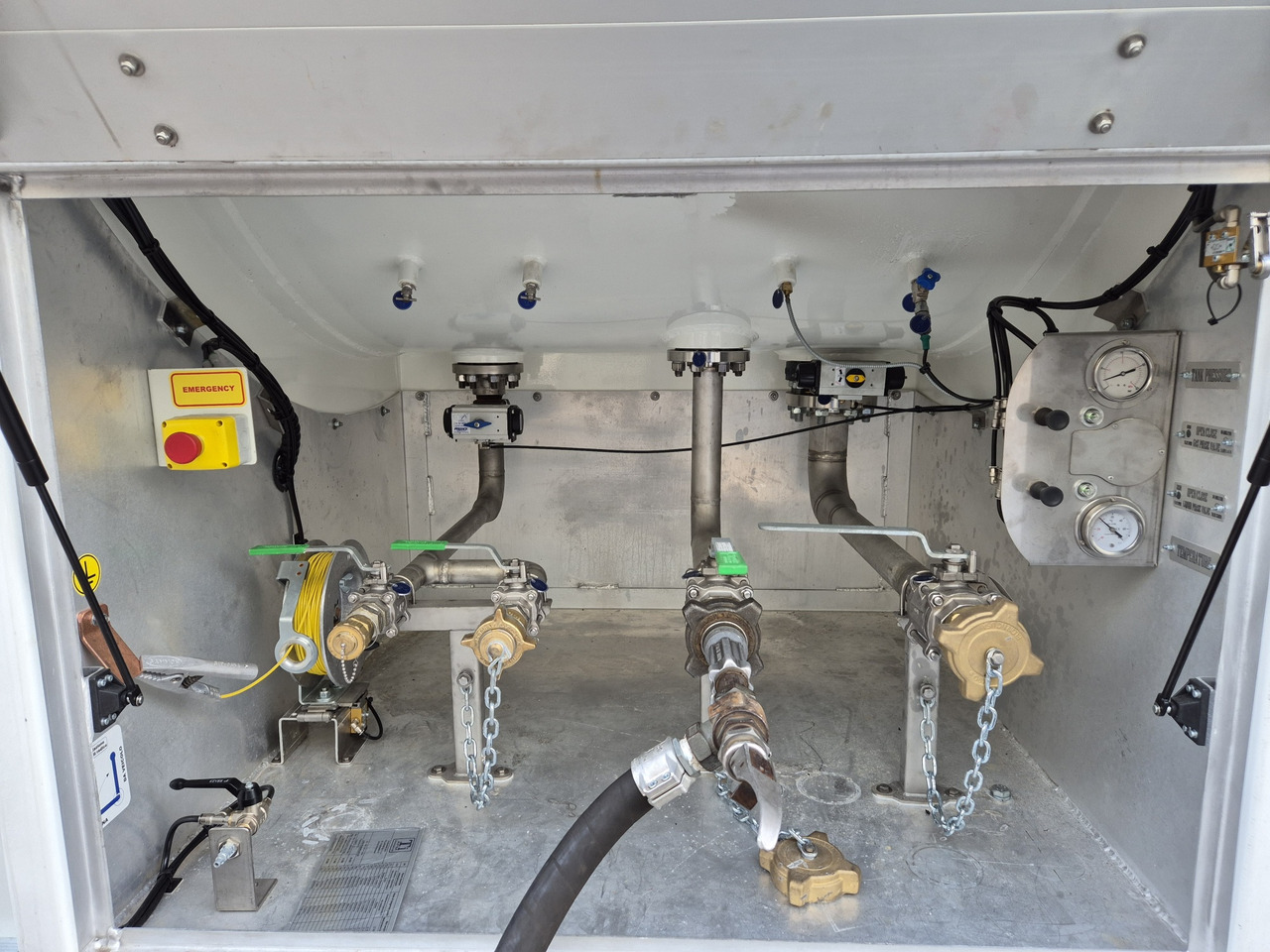 TECHNOIMPIANTI/ TiAPM LPG/ GPL/ PROPANE/ wynajem - Полуприцеп-цистерна: фото 3 TECHNOIMPIANTI/ TiAPM LPG/ GPL/ PROPANE/ wynajem - Полуприцеп-цистерна: фото 3