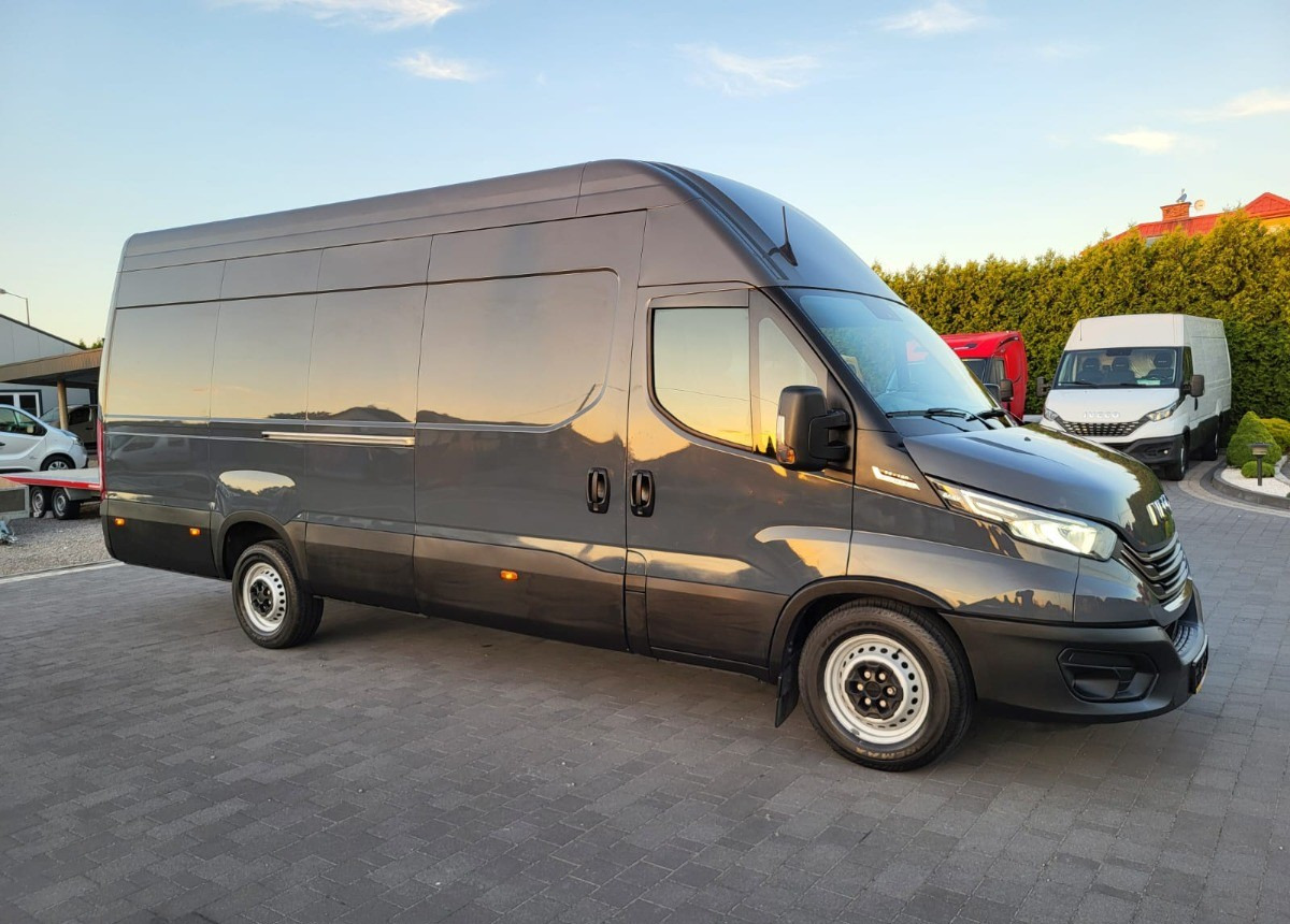 Iveco 35S18 3.0 Hi-Matic Iveco Max L5H3 Salon Polska Hi - Matic - Цельнометаллический фургон: фото 5 Iveco 35S18 3.0 Hi-Matic Iveco Max L5H3 Salon Polska Hi - Matic - Цельнометаллический фургон: фото 5