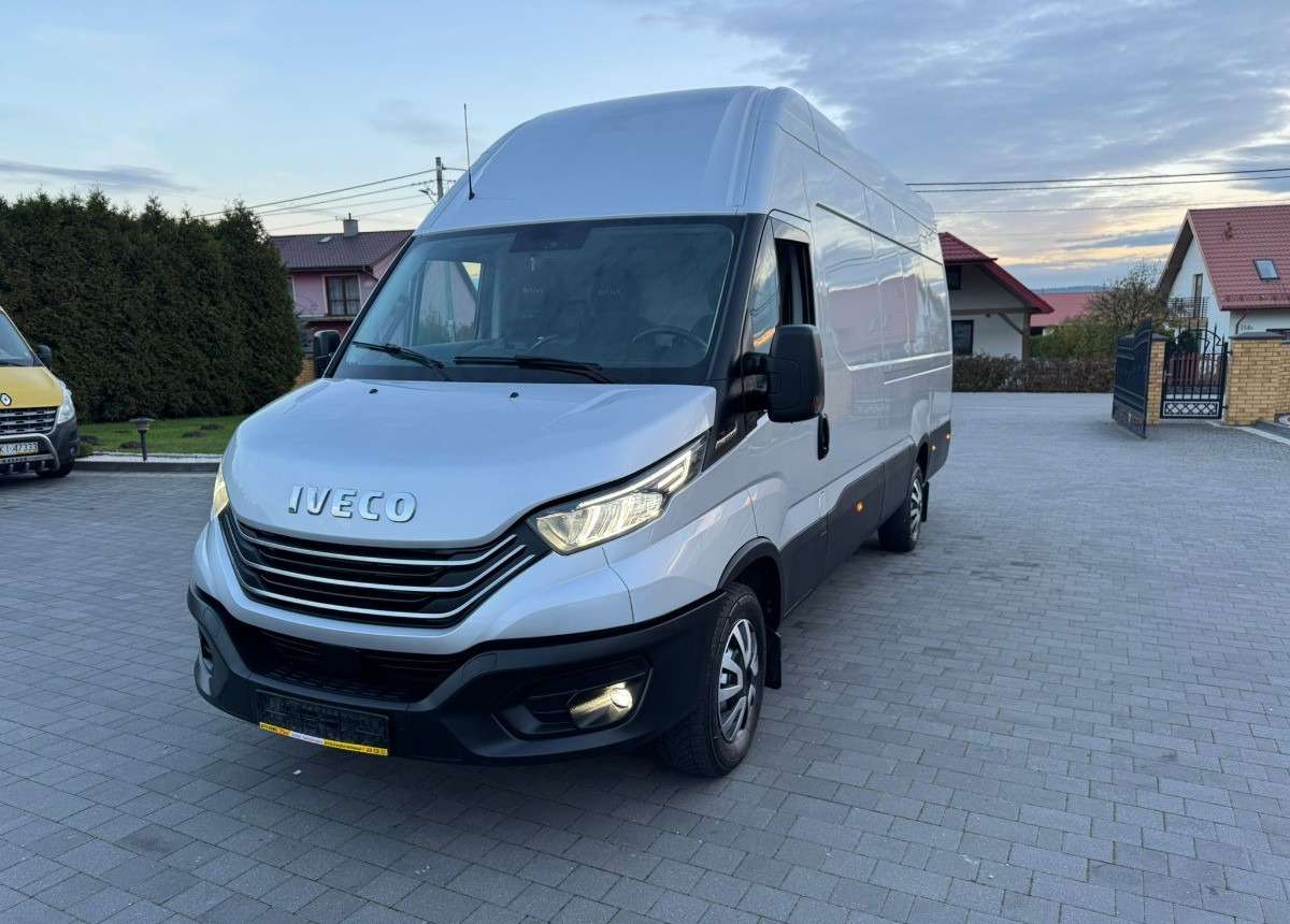 Iveco Maxi 3.0 Himatic 210ps. Salon Polska Hi-matic 210ps Ful Wypas - Цельнометаллический фургон: фото 4 Iveco Maxi 3.0 Himatic 210ps. Salon Polska Hi-matic 210ps Ful Wypas - Цельнометаллический фургон: фото 4