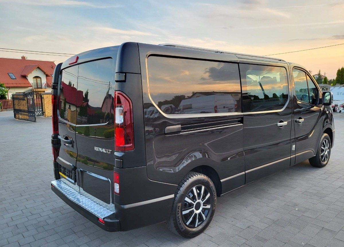 Грузопассажирский фургон Renault Trafic Long doka 6-osobowy 6 osobowy: фото 8