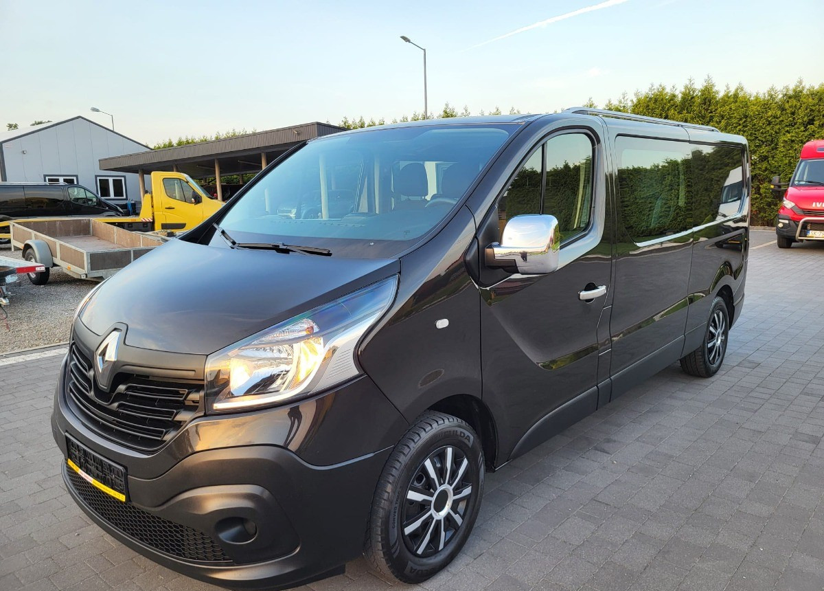 Грузопассажирский фургон Renault Trafic Long doka 6-osobowy 6 osobowy: фото 12