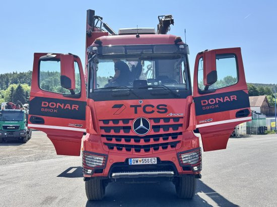 Mercedes-Benz ACTROS 6x4 DONAR 5810K ? Hack-LKW / Mobilhacker | TCS Umwelttechnik - Измельчитель древесины, Грузовик: фото 4 Mercedes-Benz ACTROS 6x4 DONAR 5810K ? Hack-LKW / Mobilhacker | TCS Umwelttechnik - Измельчитель древесины, Грузовик: фото 4