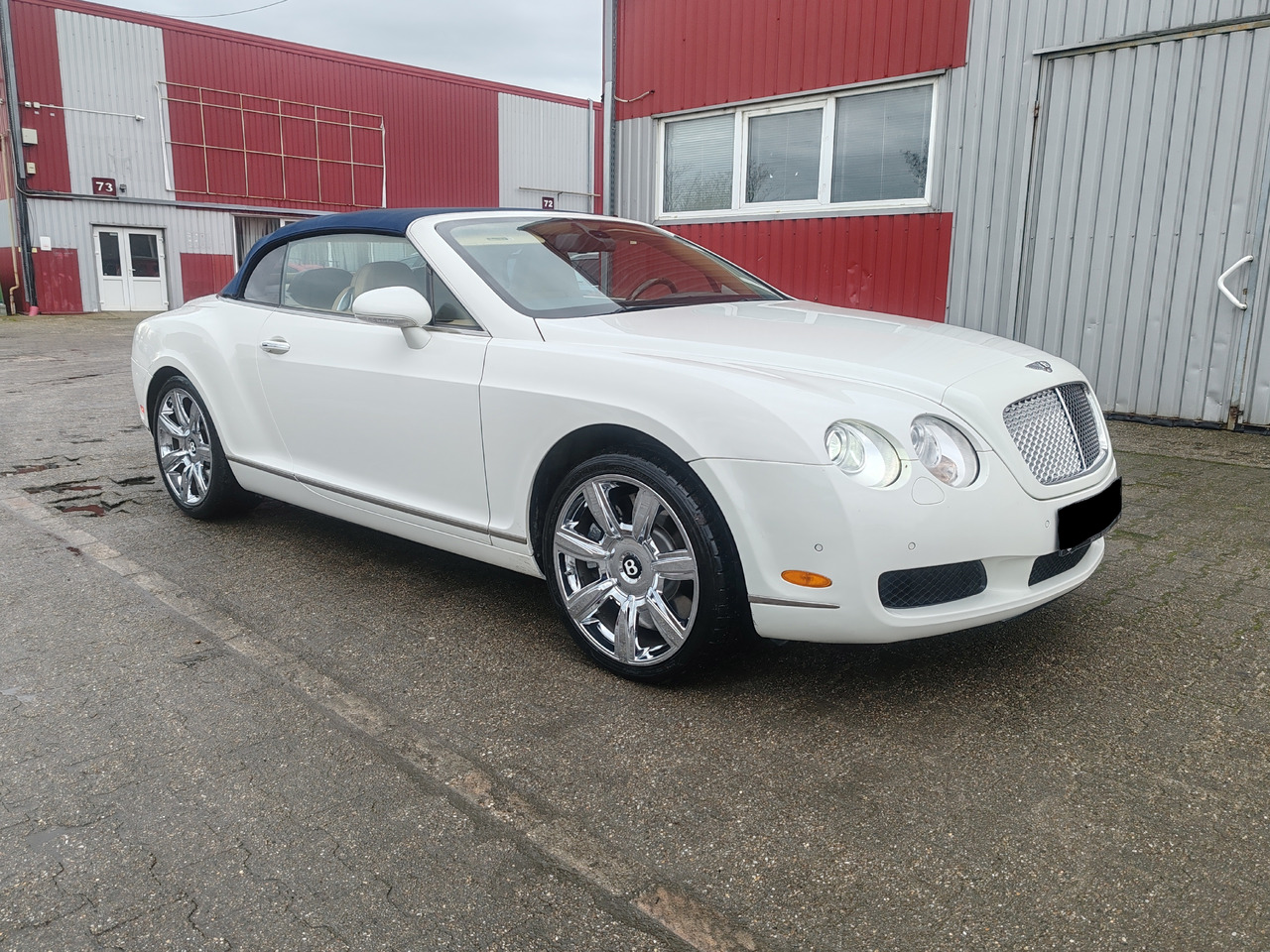 Bentley Continental GT Coupe Cabrio - Легковой автомобиль: фото 2 Bentley Continental GT Coupe Cabrio - Легковой автомобиль: фото 2